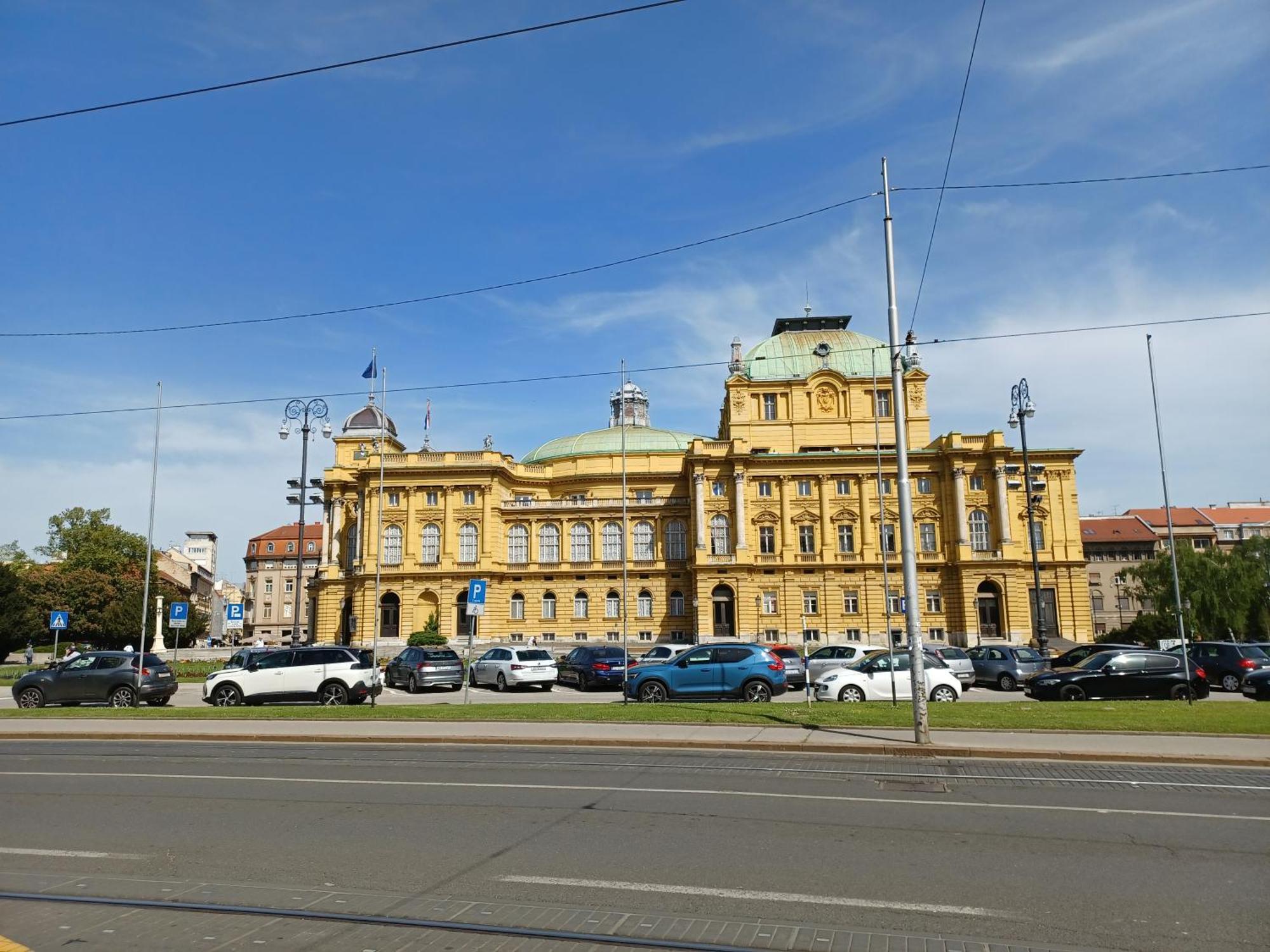 Apartment Theatrum Загреб Екстериор снимка